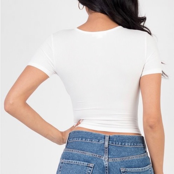 NEW ARRIVAL WOMEN RIBBED RED ORANGE SHORT SLEEVE RUCHED CROPPED TOP SHIRT - Picture 4 of 5